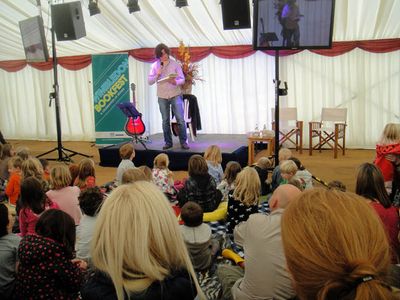 Julian Butler reads from The Wombles