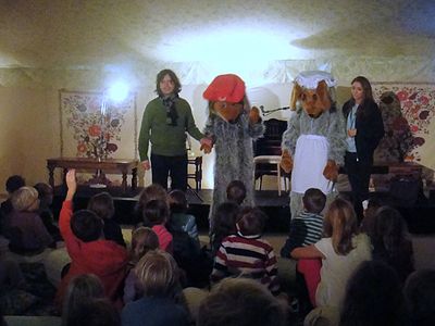 Orinoco and Madame Cholet visit Wimbledon BookFest