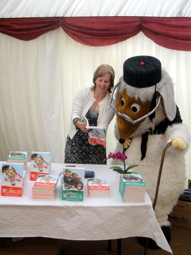 Uncle Bulgaria sees the new Wombles books