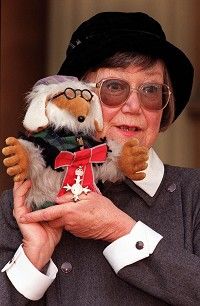 Elisabeth Beresford with her MBE Elisabeth Beresford with her MBE