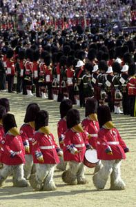 The Wombles at the Queen Mother's 100 birthday parade