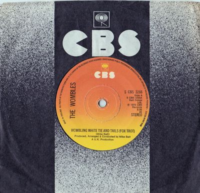 Wombling White Tie And Tails (Fox Trot) UK generic sleeve