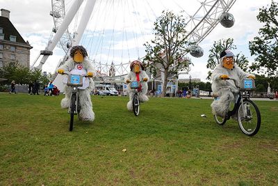 The Wombles cycling at the London Eye The Wombles cycling at the London Eye