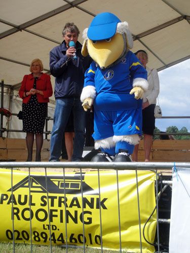 Haydon the Womble opens the Wimbledon Village Fair 2011
